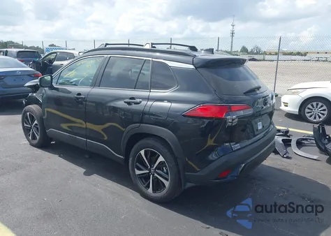 2025 Toyota Corolla Cross Hybrid Xse z USA, uszkodzony, nr VIN 7MUFBABG1SV074912